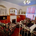 Victoria Titanic 1912 Holiday Home